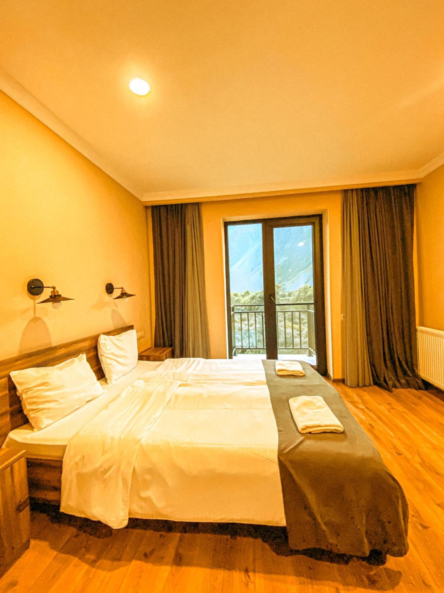 Hotel Gold Kazbegi Eksteriør billede