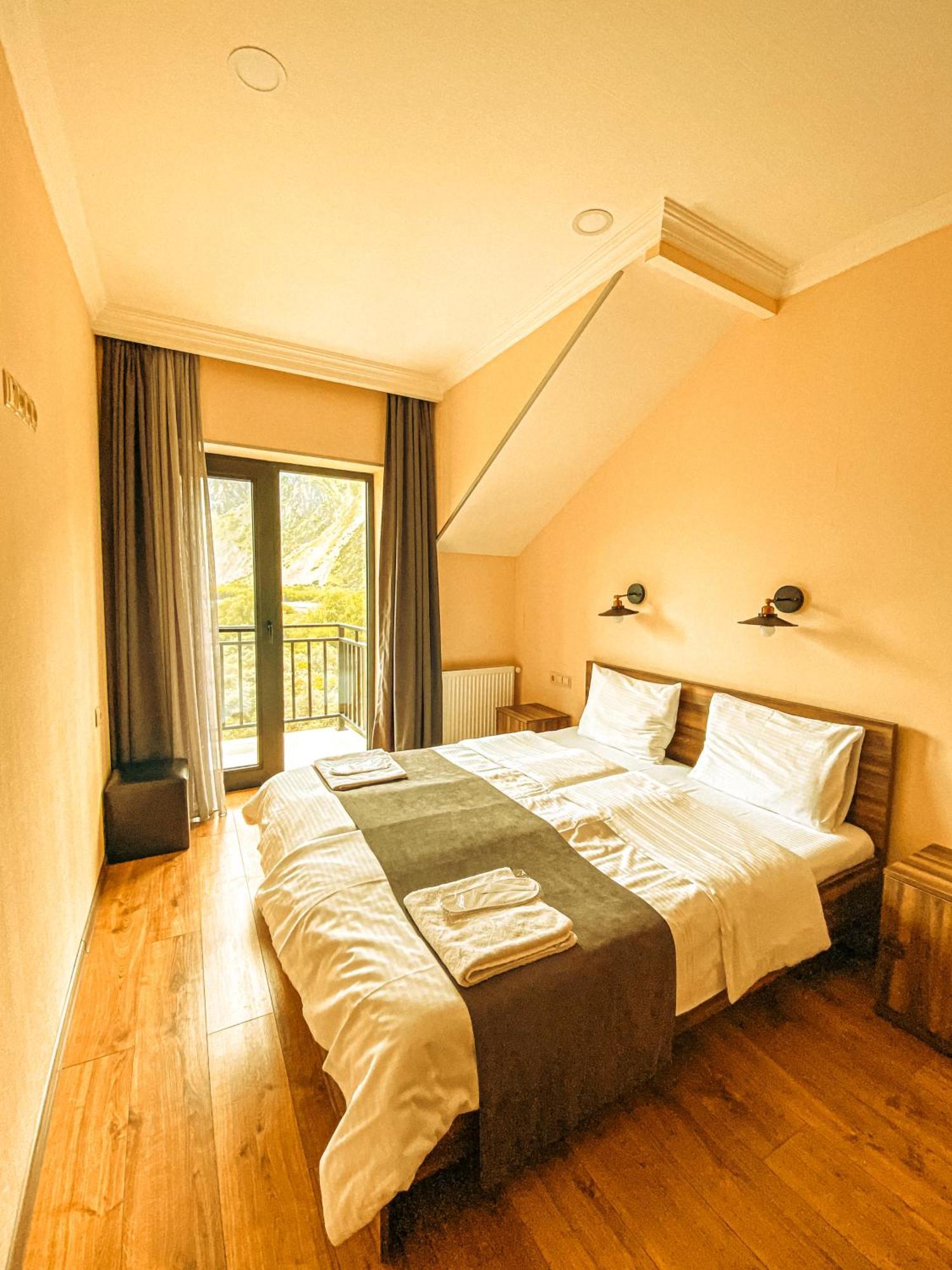 Hotel Gold Kazbegi Eksteriør billede